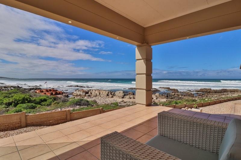 4 Bedroom Property for Sale in Jongensfontein Western Cape